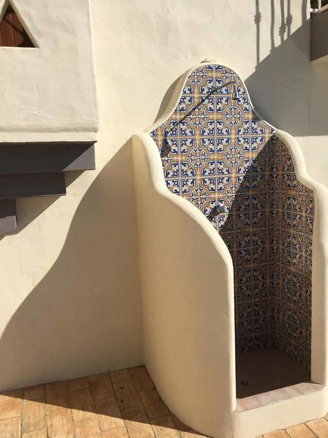 Felicidade Loule Bed & Breakfast