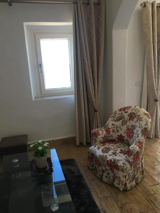 Bed & Breakfast Felicidade Loule